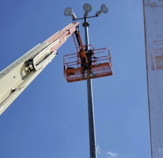 Commercial Electrician in Grand Prairie, TX (1)
